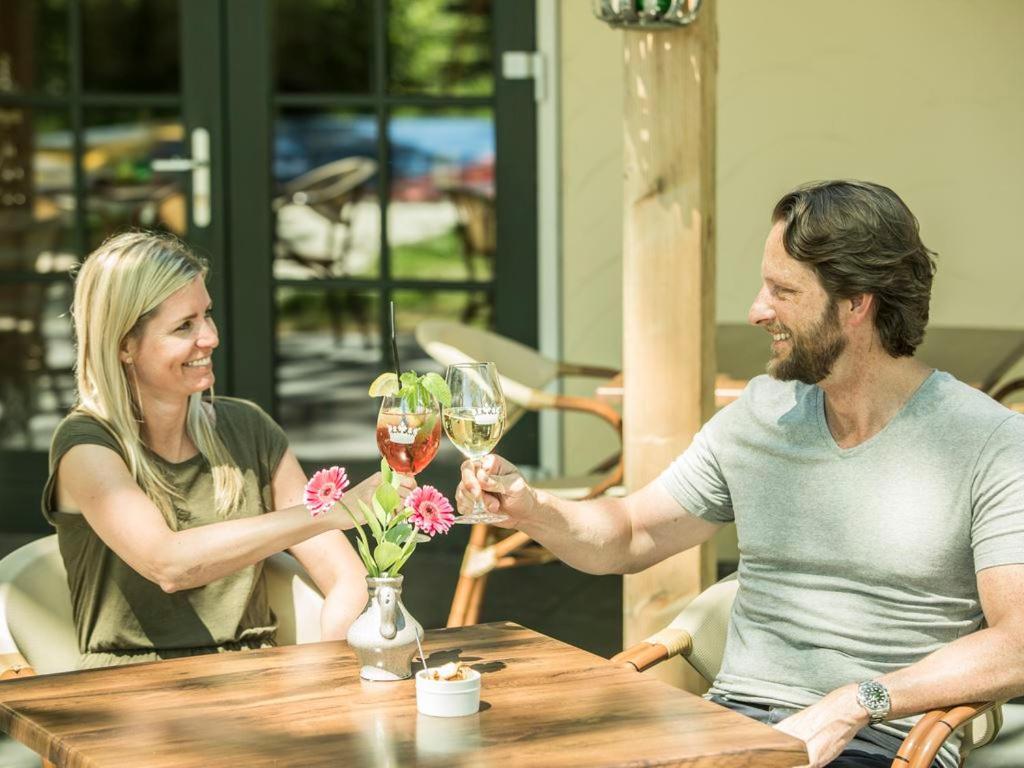 Landal De Waufsberg Hotell Noorbeek Eksteriør bilde